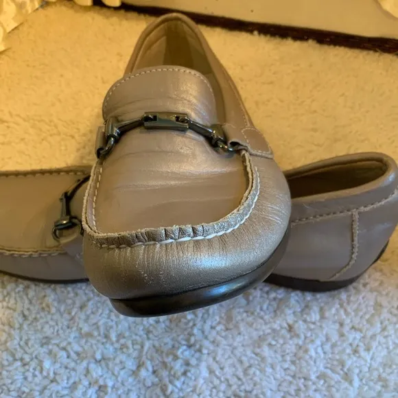 MUNRO AMERICAN KIMI WOMENS LEATHER LOAFERS