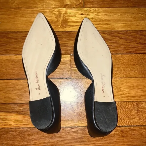 MUST GO ‼️ Sam Edelman Flats Pointed Flats read below