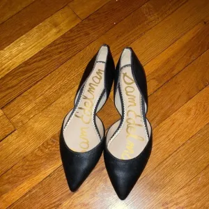 MUST GO ‼️ Sam Edelman Flats Pointed Flats read below