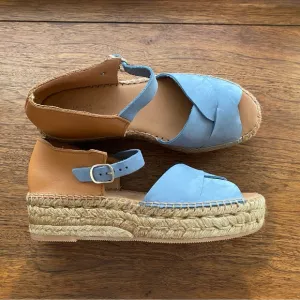 Naguisa Bail Flatform Espadrilles