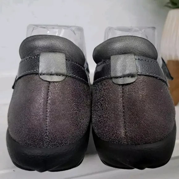 Naot Kirei Mary Jane Flats Leather Grey Pewter Comfort Shoes Boho Women's Sz 9