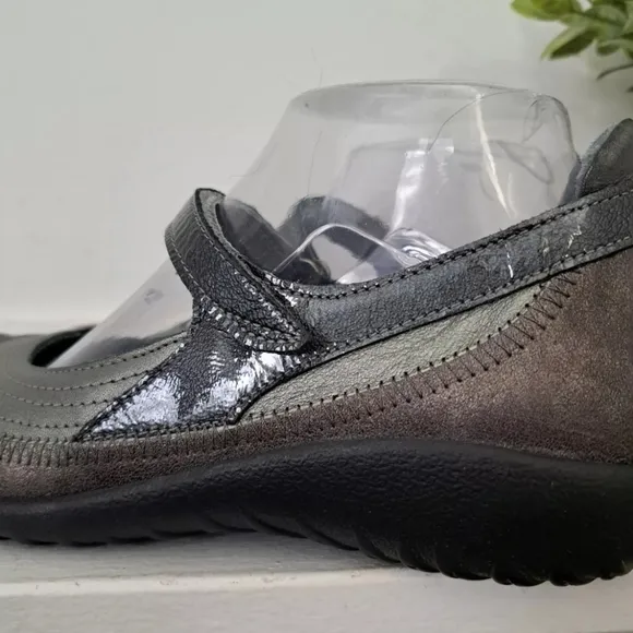 Naot Kirei Mary Jane Flats Leather Grey Pewter Comfort Shoes Boho Women's Sz 9