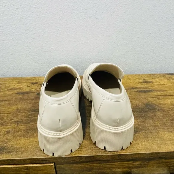 Nasty Gal Patent Leather Buckle Detail Loafers Womens Size 9.5 Chunky Bratz Shoe