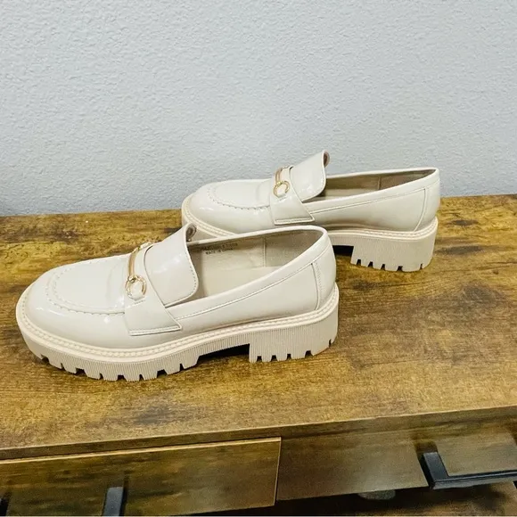 Nasty Gal Patent Leather Buckle Detail Loafers Womens Size 9.5 Chunky Bratz Shoe