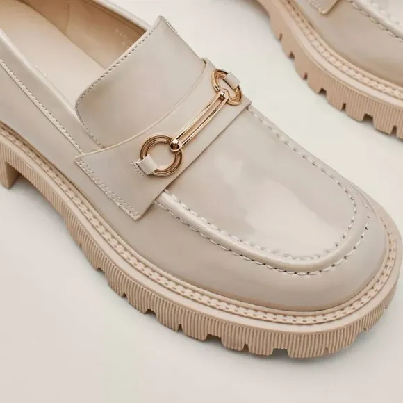Nasty Gal Patent Leather Buckle Detail Loafers Womens Size 9.5 Chunky Bratz Shoe