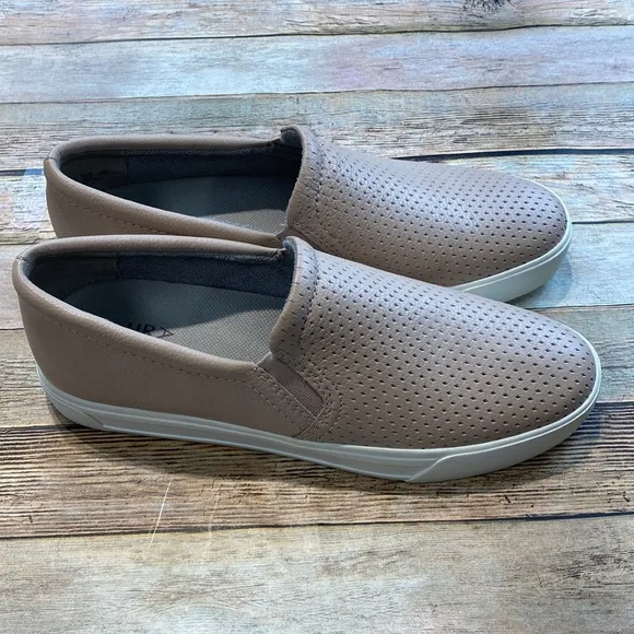 Naturalizer Aileen Slip-on Leather Sneakers NWT