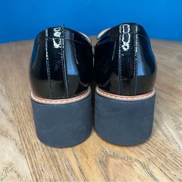 Naturalizer Darcy Lug Sole Penny Loafers Black Patent Chunky Platform Women’s 7