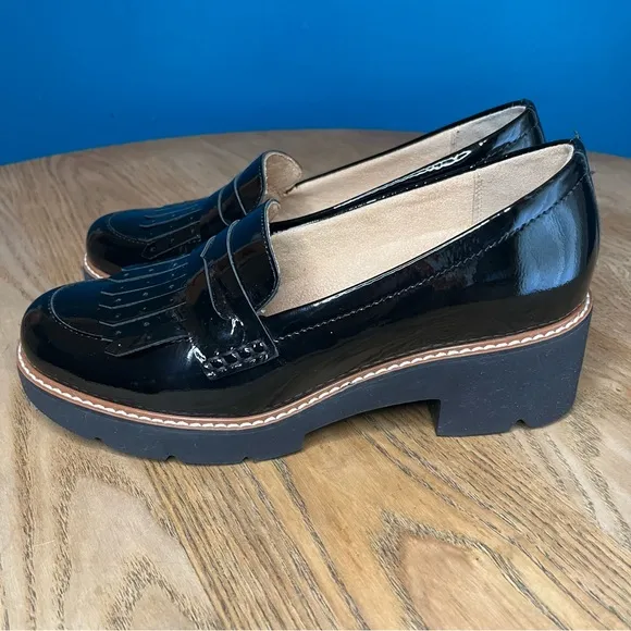 Naturalizer Darcy Lug Sole Penny Loafers Black Patent Chunky Platform Women’s 7