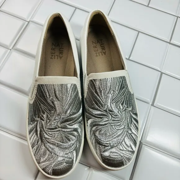 Naturalizer Marianne 4 Sneakers White Silver 8.5W