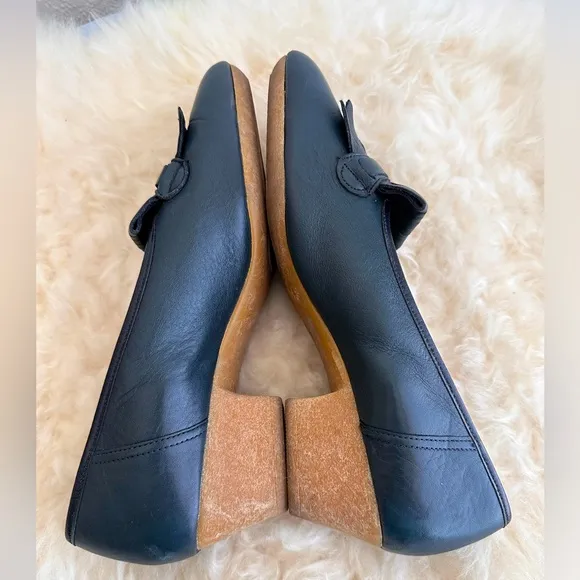 Naturalizer Womens Fern Leather Slip On Marino Flat Loafers.