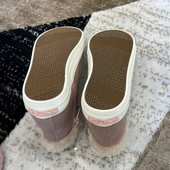 Nautica furry lined boots