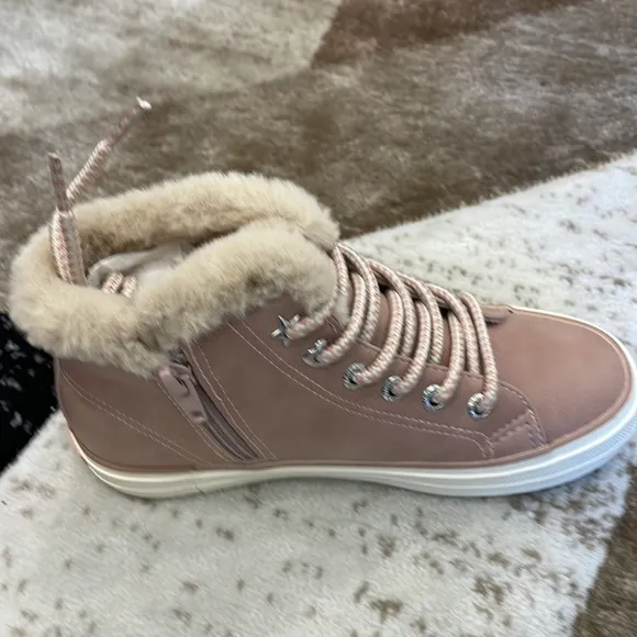 Nautica furry lined boots
