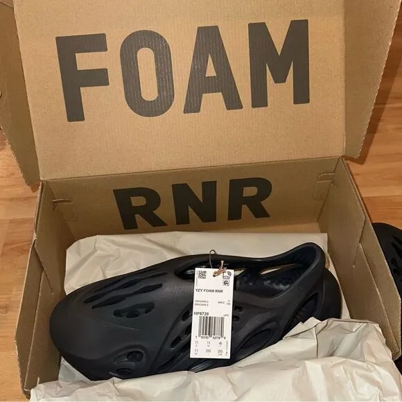 NEW 11 Yeezy Foam Runner Onyx  Shoes Black Adidas RNR Kanye West Slides