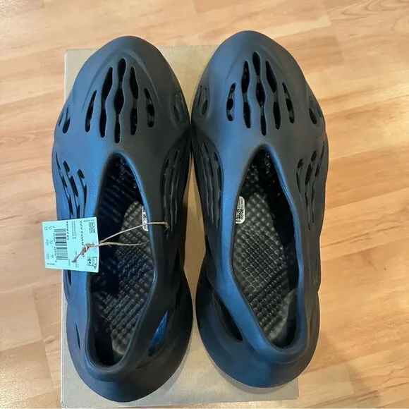 NEW 11 Yeezy Foam Runner Onyx  Shoes Black Adidas RNR Kanye West Slides
