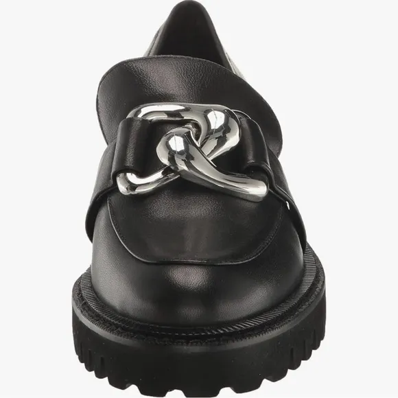 NEW! AEROSOLES Lilia Black Leather Loafers with Chunky Chain Detail SZ 6 NWOT