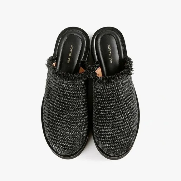 NEW ALL BLACK Raffy Round Lugg Flats black for women 764tn