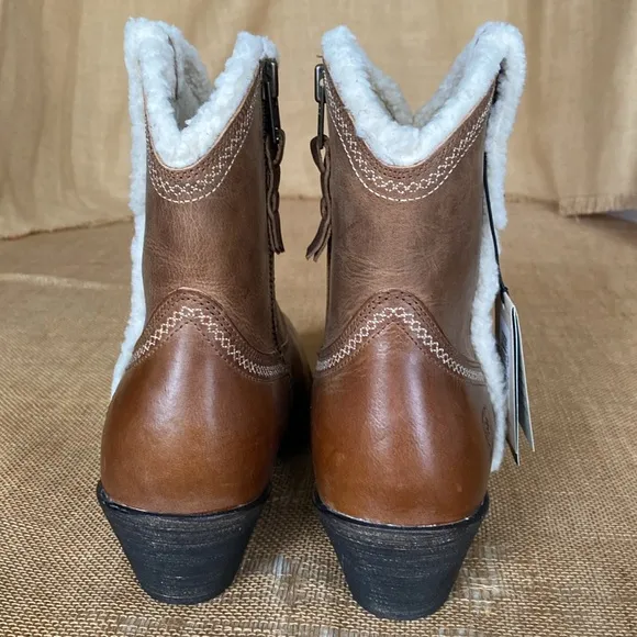 NEW Ariat Darlin Fleece Lined Sandstorm Leather Cowboy Boots