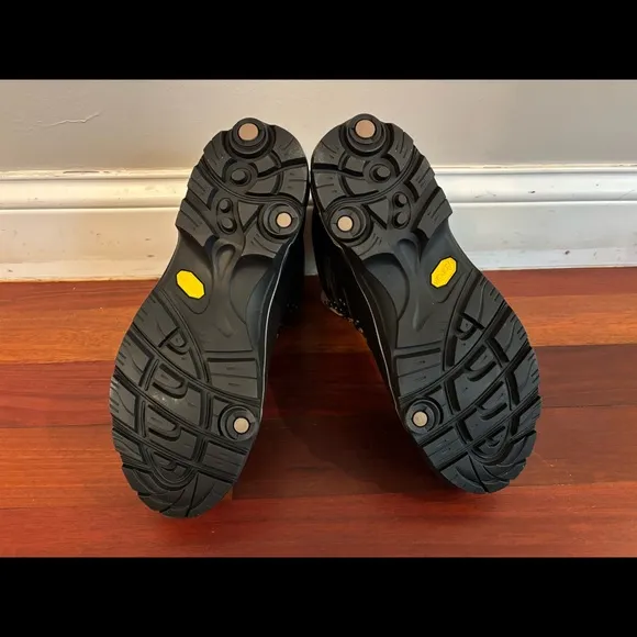 NEW Asolo Men’s TPS 535 Length V EVO hiking boots.  Size 10.5 Wide