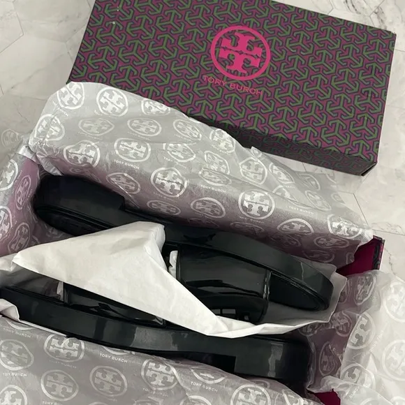 New, Authentic Tory Burch Black Jelly Slides Slippers Flip Flops Eleanor 9 or 10