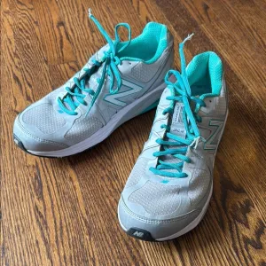 New Balance 1540 V2 Men’s 13 Gray and Blue Sneakers with Breathable Mesh