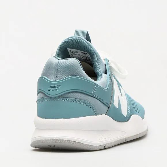 NEW BALANCE 247 Sneakers