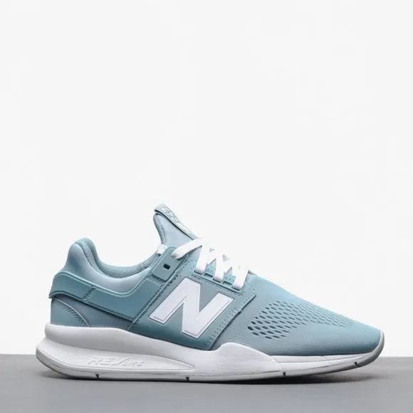 NEW BALANCE 247 Sneakers