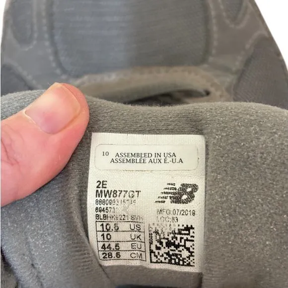 New Balance 877 Sneakers 10.5 Wide 2E Men Gray Walking Suede Mesh Athleisure
