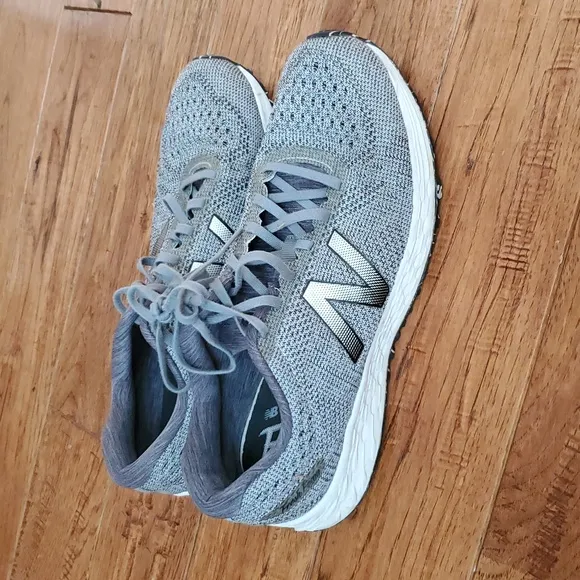New Balance Arishi Maris Sneakers