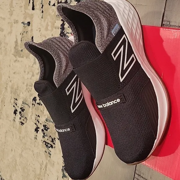 New Balance Black and Gray Sneakers with Breathable Mesh