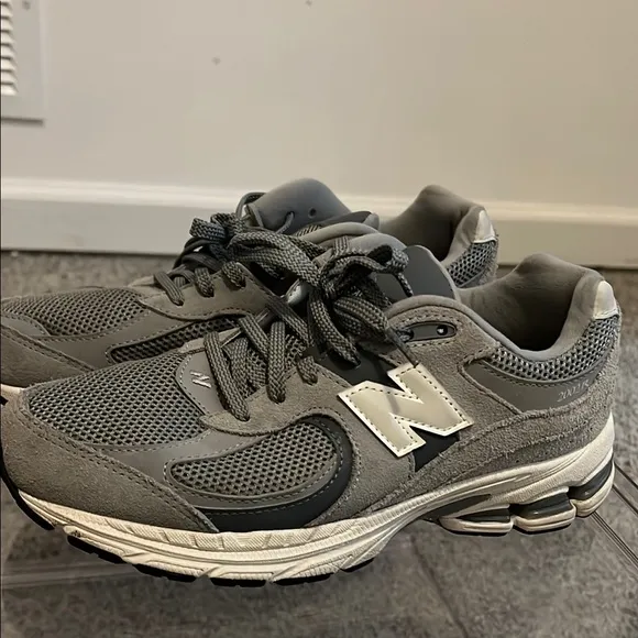 New Balance Gray Sneakers