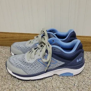 New Balance Walking on a Cloud women's sz 8 wide 847