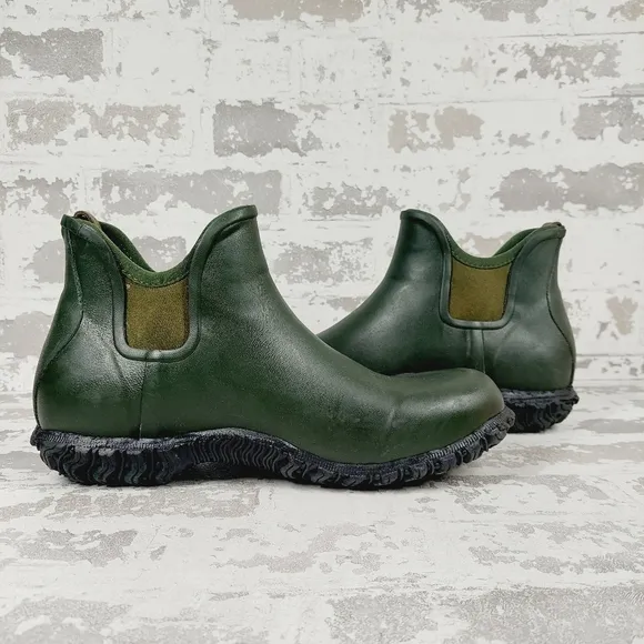 New Bogs Basin Waterproof Rubber Green Chelsea Ankle Boots W388