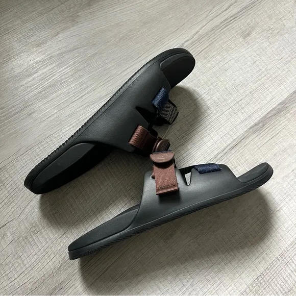 NEW CHACO Chillos Slides for Men Size 11 Blue