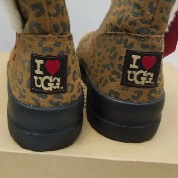 New Chestnut Short Classic Boot I Love❤ UGG Animal Print Leopard Cheetah 1006213