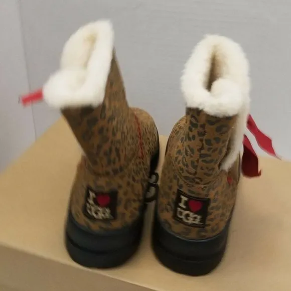 New Chestnut Short Classic Boot I Love❤ UGG Animal Print Leopard Cheetah 1006213