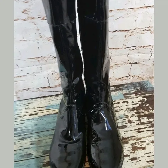 NEW COLE HAAN WATERPROOF RAIN BOOTS SIZE 10.5