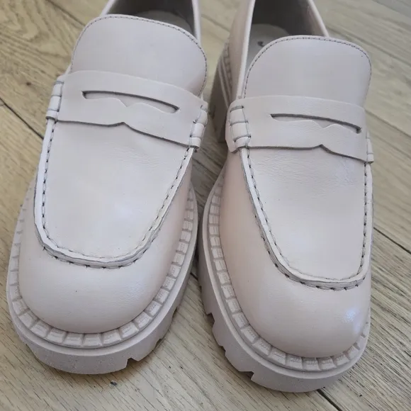 New Free People Lyra Loafers Lug Sole EU 39 US 8 Cantaloupe Neutral Leather Heel
