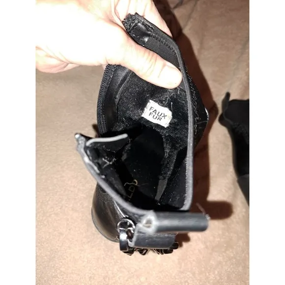 New-GORGEOUS AND SASSY! Aldo Bolder Ankle Chain Platform Boots Sz 8