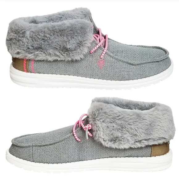 New Hey Dude Britt youth girls boho fold slip on shoes boots grey pink faux fur