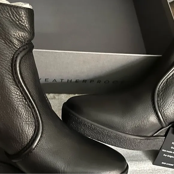 New in box! High end Aquatalia blk leather wedge boot sz 11- dropped firm price