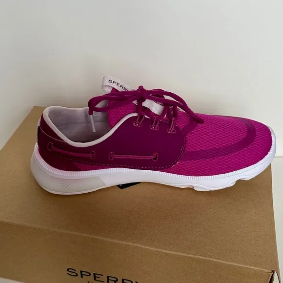 *NEW in box* Size 8.5 Sperry Women 7 Seas 3-Eye Magenta Mesh Upper Sneakers