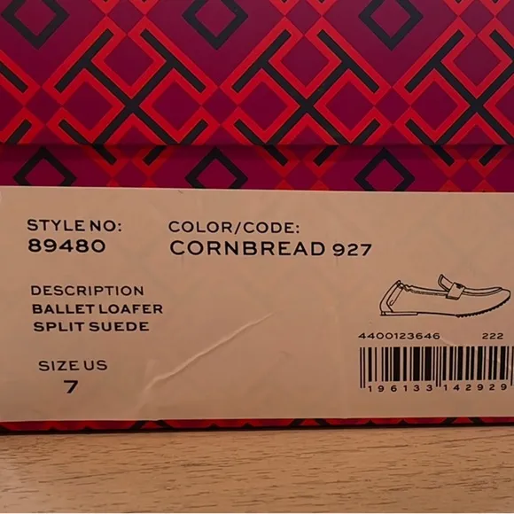 New In Box Tory Burch Suede Ballet Loafers with Box and Dust Bag. Size 7.