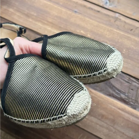 NEW Jimmy Choo Donna Metallic Striped Strappy Gold Black Espadrille Sandal 8.5