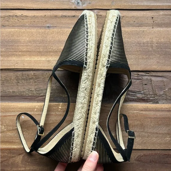 NEW Jimmy Choo Donna Metallic Striped Strappy Gold Black Espadrille Sandal 8.5