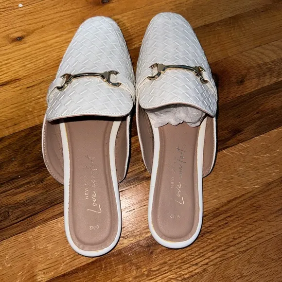 New Look Women’s Mule Loafers in white size 9