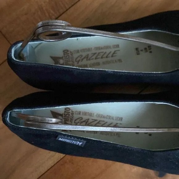 NEW Mephisto “Gazelle” flats