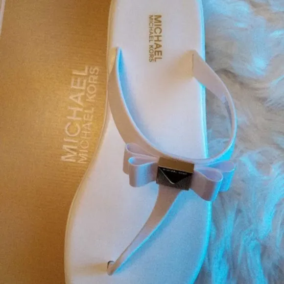 New Michael Kors Jelly Plate Optic White Thong Sandals Women US 9M