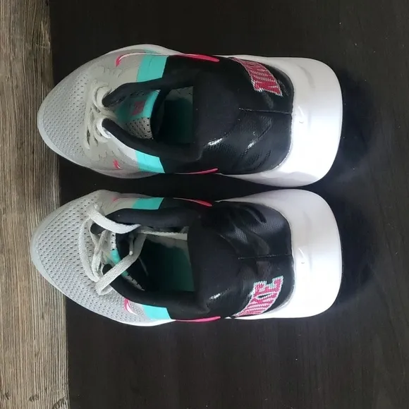 New Nike Star Runner 3 SE Gray Black Mint Sneakers