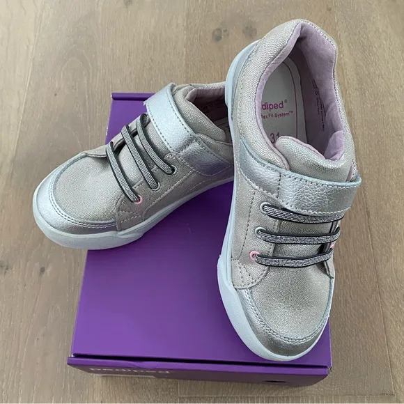 NEW pediped Dani silver sneakers