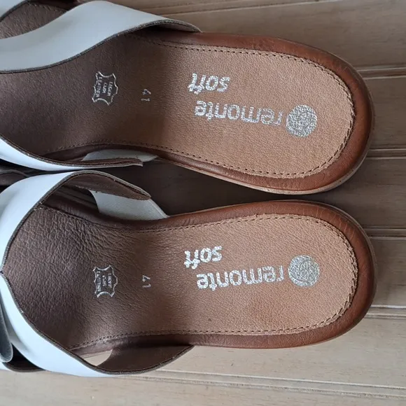 New Remonte Jerilyn Stylish Leather Bow Detail Plateform Slip-In Sandals Slides